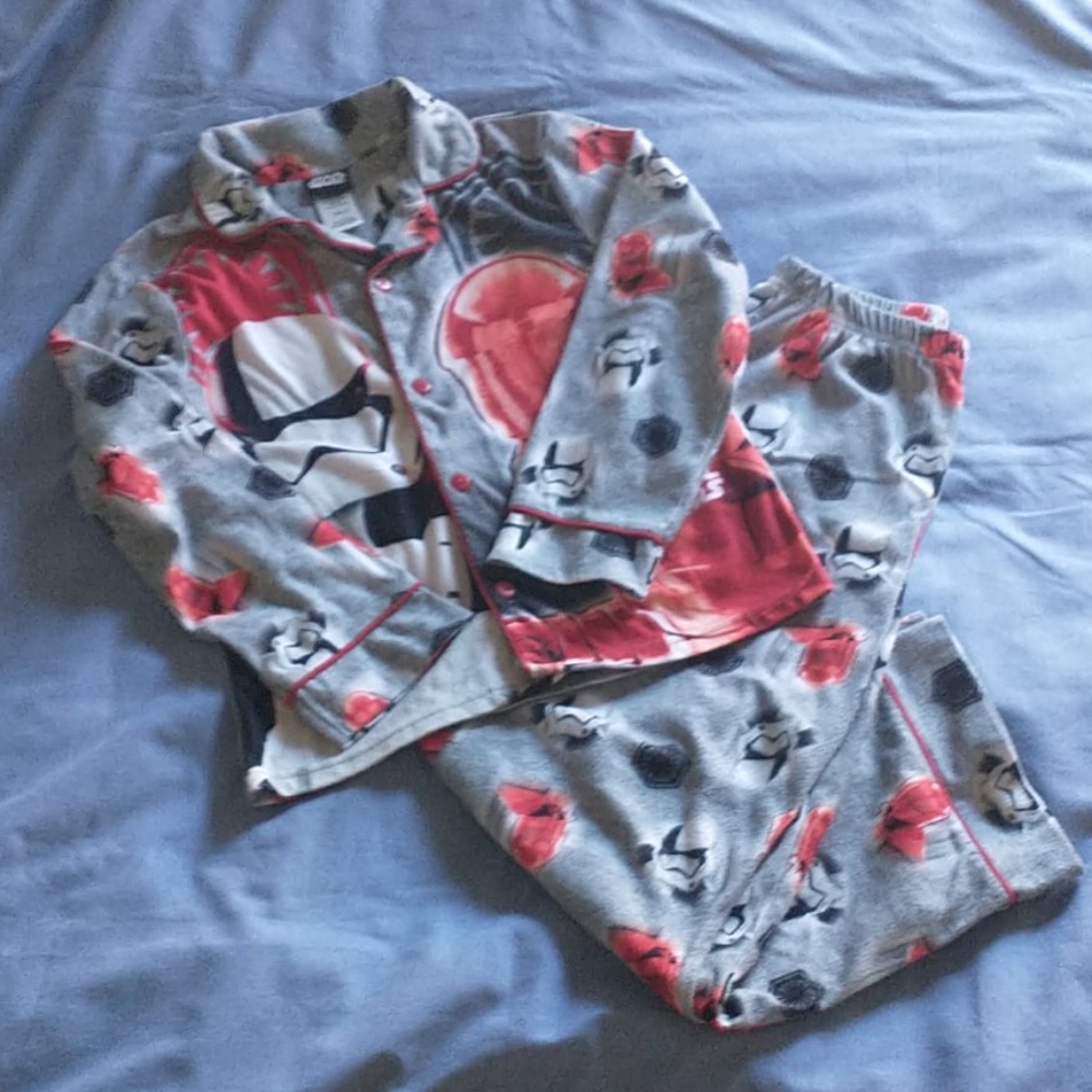 Star Wars pajama set Size 8